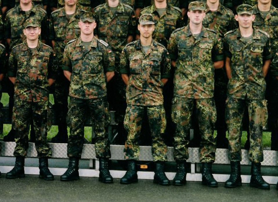 Germany-Army-Platoon_cropped.jpg