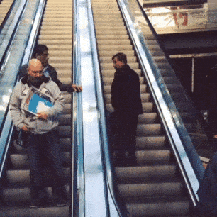 KBgulRPiQcSurkJrVkdz_Broken%20Escalator.gif