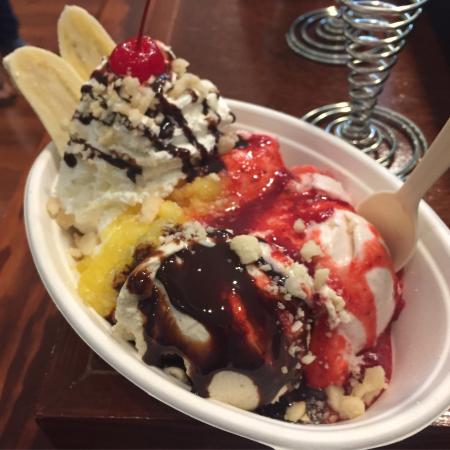 the-best-banana-split.jpg