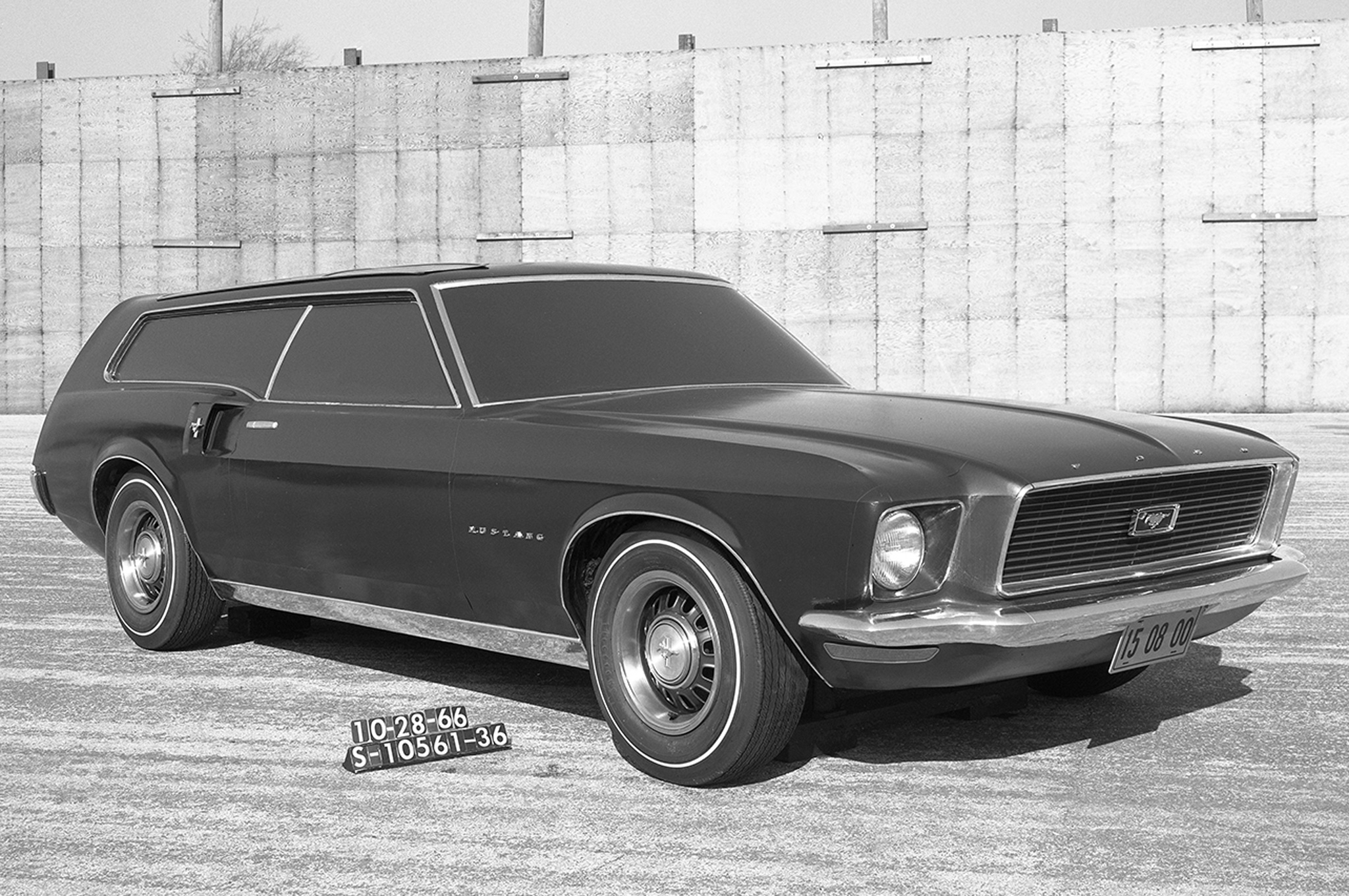 1969-Ford-Mustang-station-wagon-design-concept.jpg