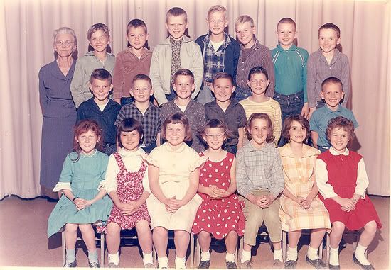 Say CHEESE! Vintage School Photos Have Style. | Vintage school, Childhood  memories, School photos