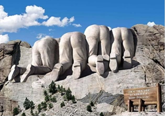 Mount-Rushmore-from-the-Canadian-side.jpg