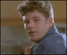 tenor.gif