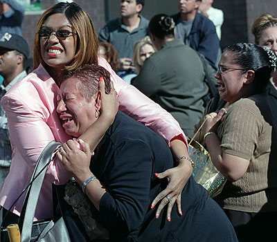 People%20Crying%20WTC.jpg