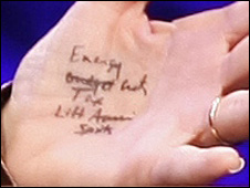 _47266725_palin_226_hand_ap.jpg