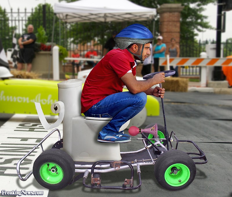 Man-on-a-Toilet-Racer--114200.jpg