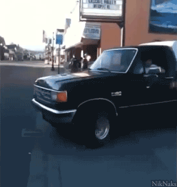 Car-jump-fail.gif