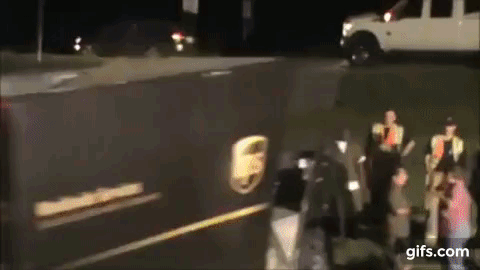 J6wg2D.gif