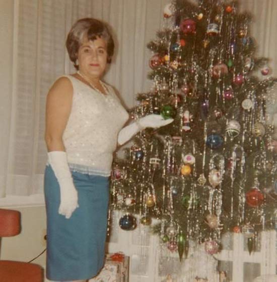 vintage-family-christmas-tree-white-gloves.jpg