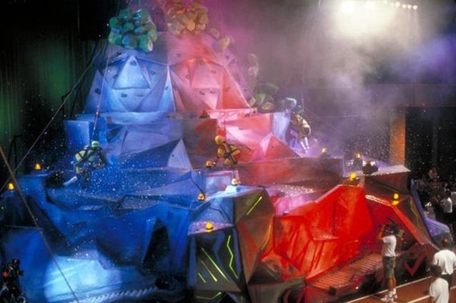 aggro-crag-gas-nickelodeon-061616-638x425.jpg