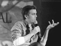 200w.gif