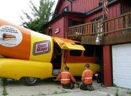 s-WIENERMOBILE-large.jpg