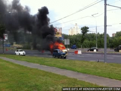 best-gifs9-real-car-explosion.gif
