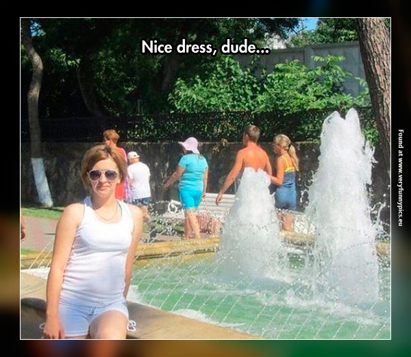 funny-pictures-nice-dress-perfect-timing.jpg