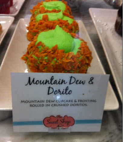 4rivers-mountain-dew-dorito-cupcake.jpg