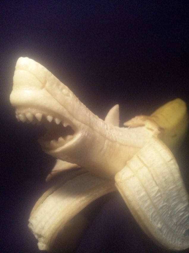 banana-sculpture-11.jpg