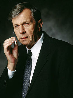 The_Smoking_Man_%28X-Files%29.jpg