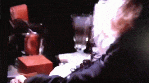 L9vG5p.gif