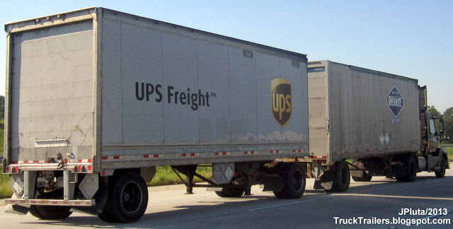 UPS+FREIGHT+DOUBLES+OVERNITE+Transportation+Co.+Trailer,+United+Parcel+Service+Package+Delivery+Company+Double+Truck+Trailers+I-75+Georgia.JPG