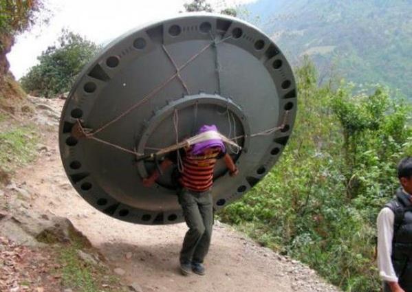 one-way-to-carry-a-satellite-dish.jpg