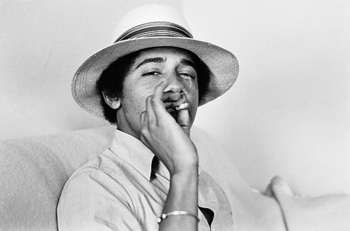 Obama-smoking-weed.jpg