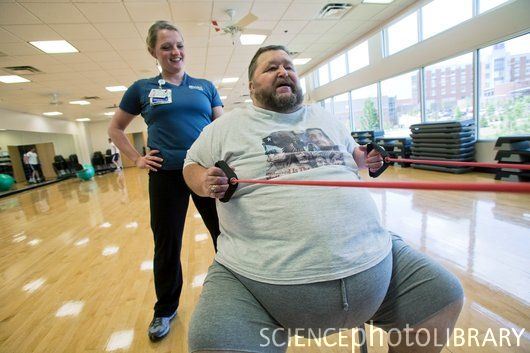 obese-man-exercisingusa-_tfaz.jpg