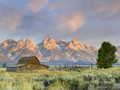 michele-falzone-historic-barn-mormon-row-and-teton-mountain-range-grand-teton-national-park-wyoming-usa.jpg