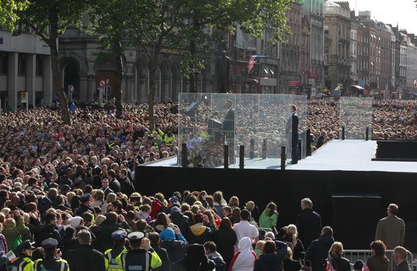 obama-tells-dublin-crowd-america-will-stand-by-you.jpg