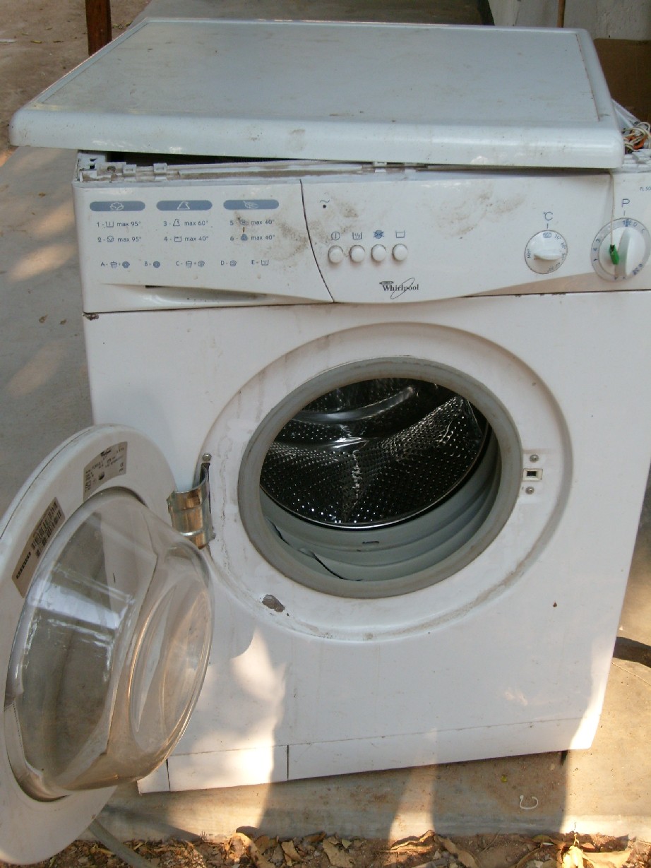 broken-washing-machine.jpg