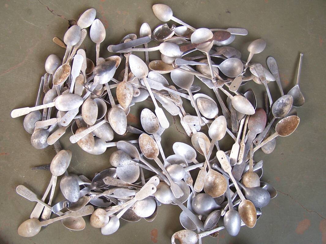 spoons-soviet-002.jpg