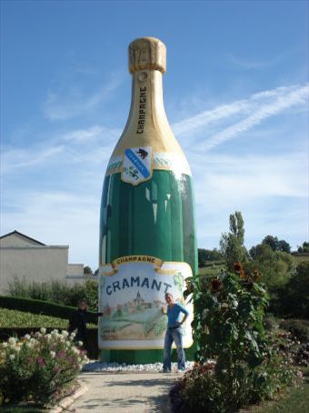 largest-bottle-champagne.jpg