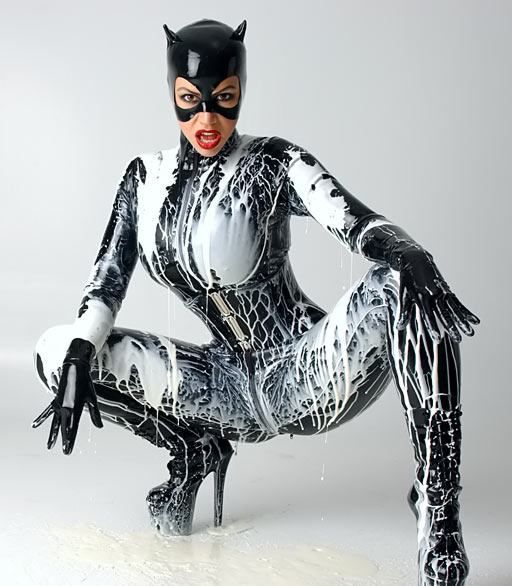 f98fedf5a2530e7239fcd1bd6bc86842--sexy-catwoman-catwoman-cosplay.jpg